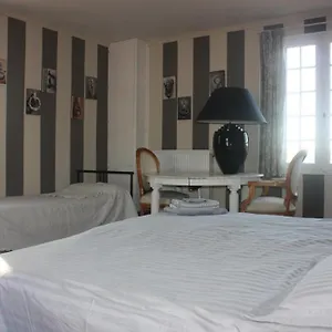 *** Couette-café Presbytère De Jonquiere France