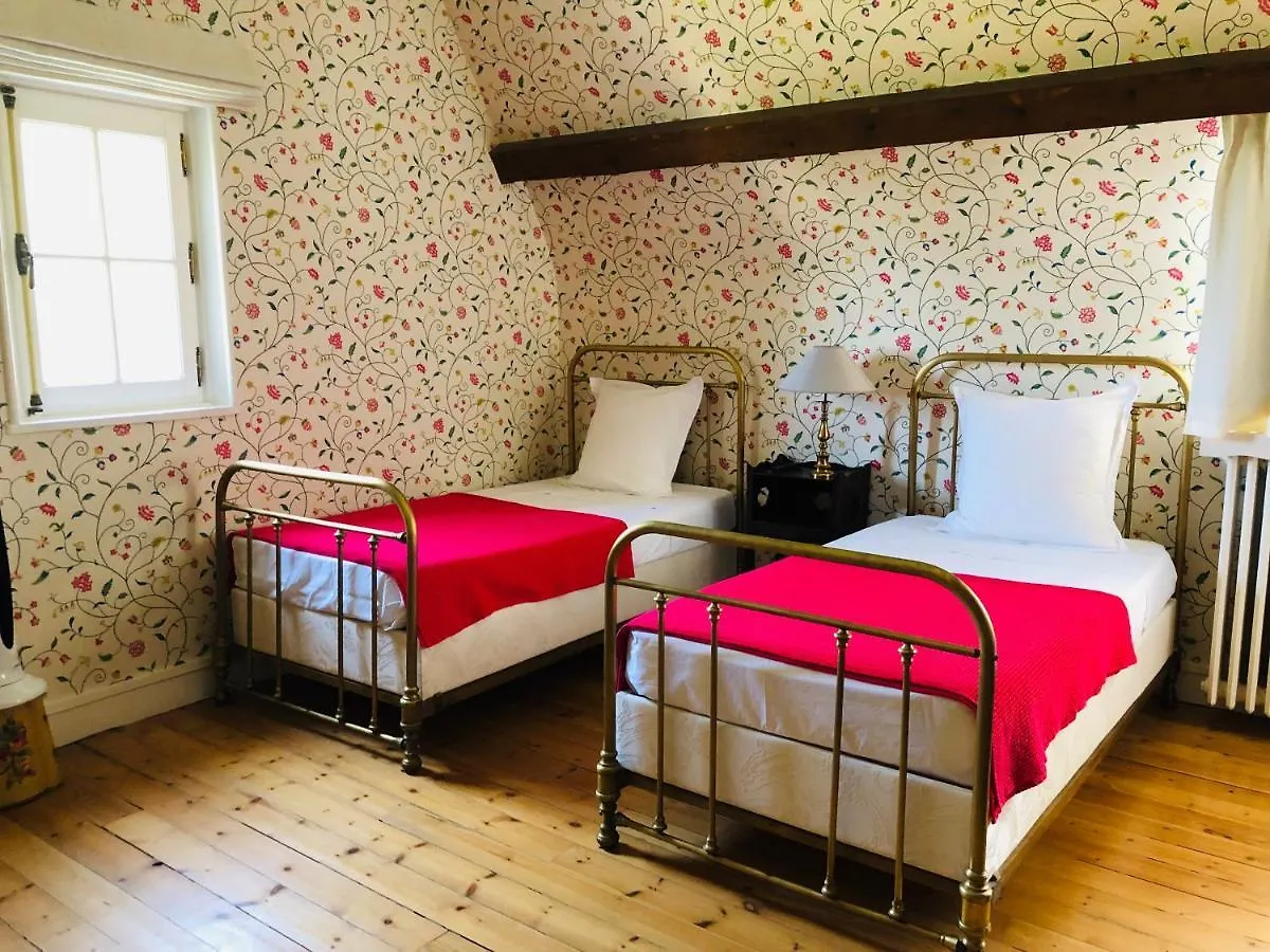 Le Donjon D'Anthon Bed & Breakfast Anthon